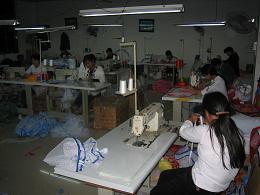 义乌市义洲日用品厂 小商品王国中的专业制造力量